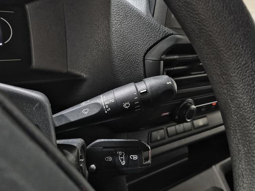 Fiat Scudo SCUDO FURGON 1.5 BLUEHDI 120CV L2 4P Segunda mano