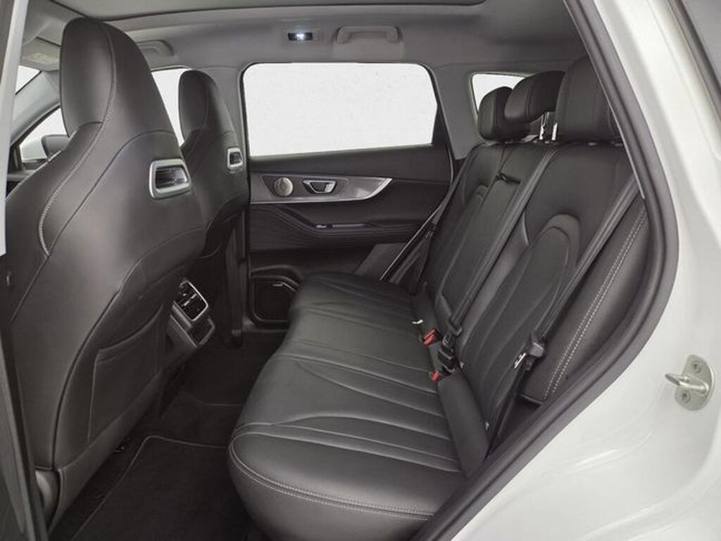 Ebro S700 S700 1.6 TGDI LUXURY DCT 5P Segunda mano