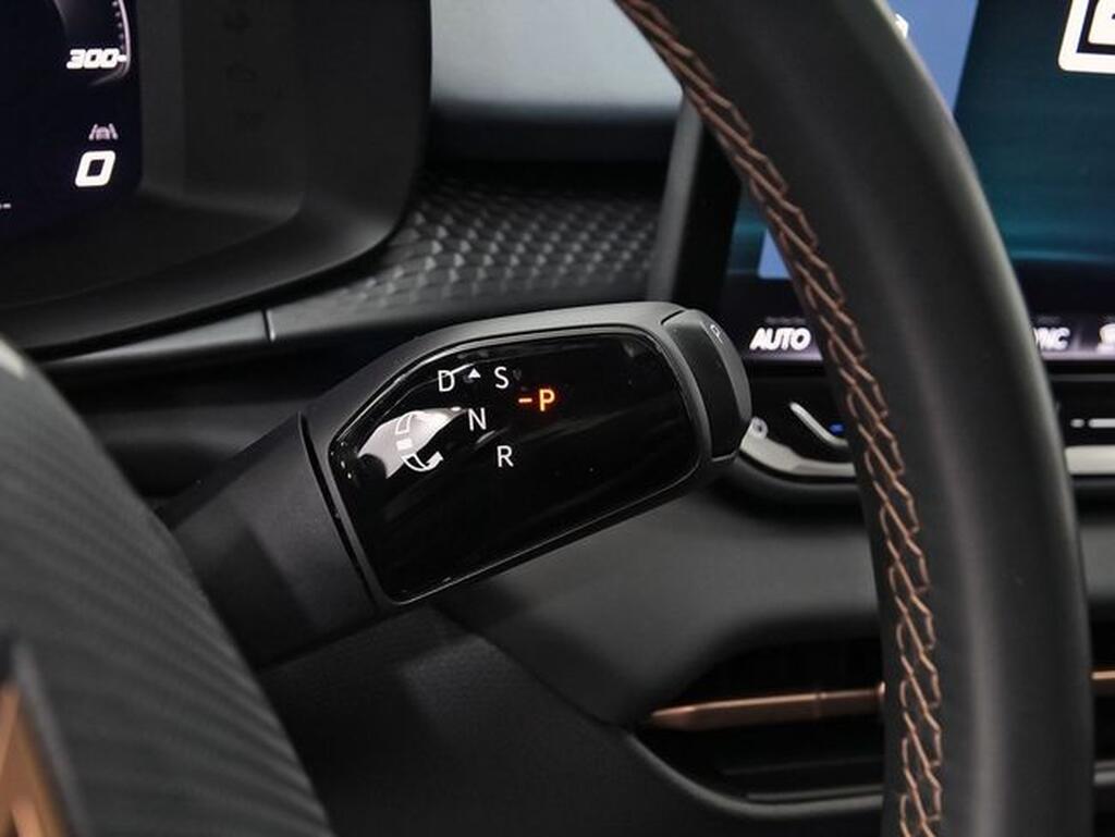 CUPRA Terramar TERRAMAR 1.5 PHEV 204 DSG 5P Segunda mano