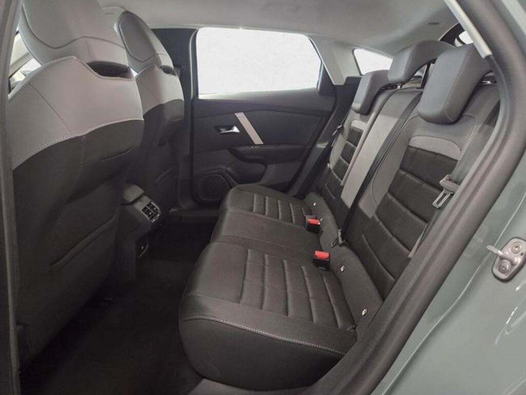 Citroën C4 C4 1.2 HYBRID MHEV 110 EDSC6 PLUS 5P (KMO) Km0