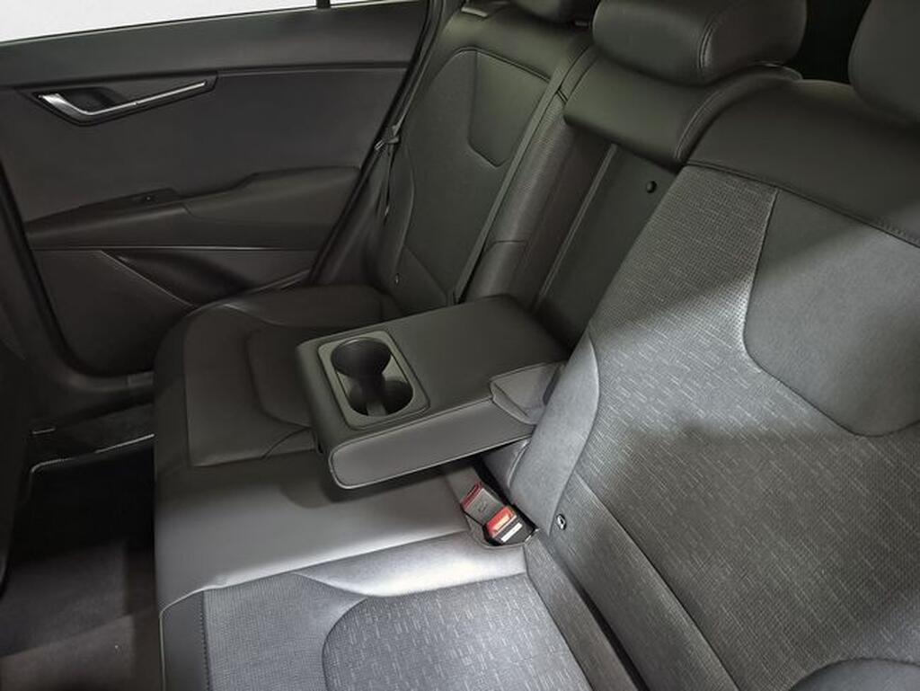 Kia Niro NIRO 1.6 GDI HEV EMOTION 5P Segunda mano