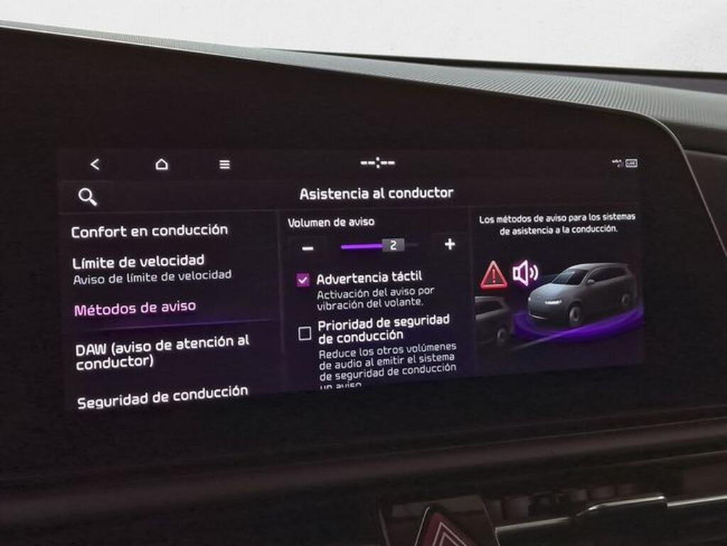 Kia Niro NIRO 1.6 GDI HEV EMOTION 5P Segunda mano