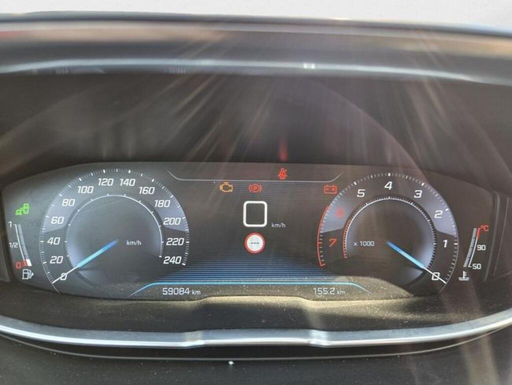 Peugeot 5008 5008 ALLURE 1.2 PURETECH 130 CV S&S 5P 7 PLAZAS Segunda mano