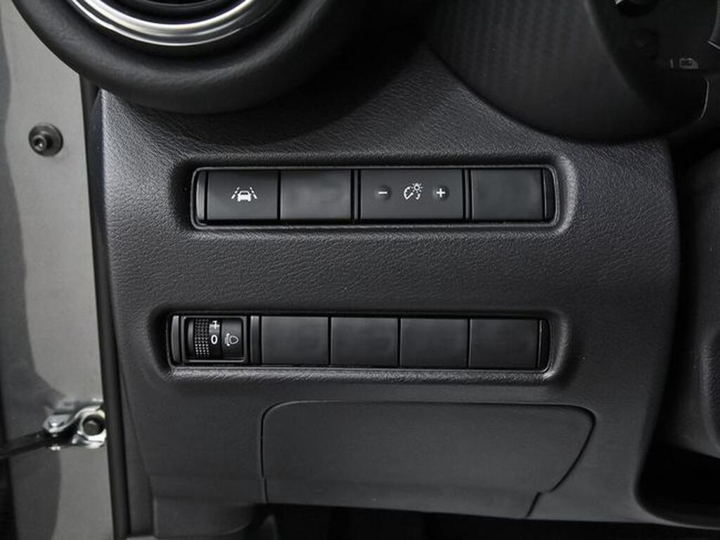 Nissan Juke JUKE MY24 HYBRID N-CONNECTA 1.6 DIG-T 105KW (143CV) E6D-FULL HY Segunda mano