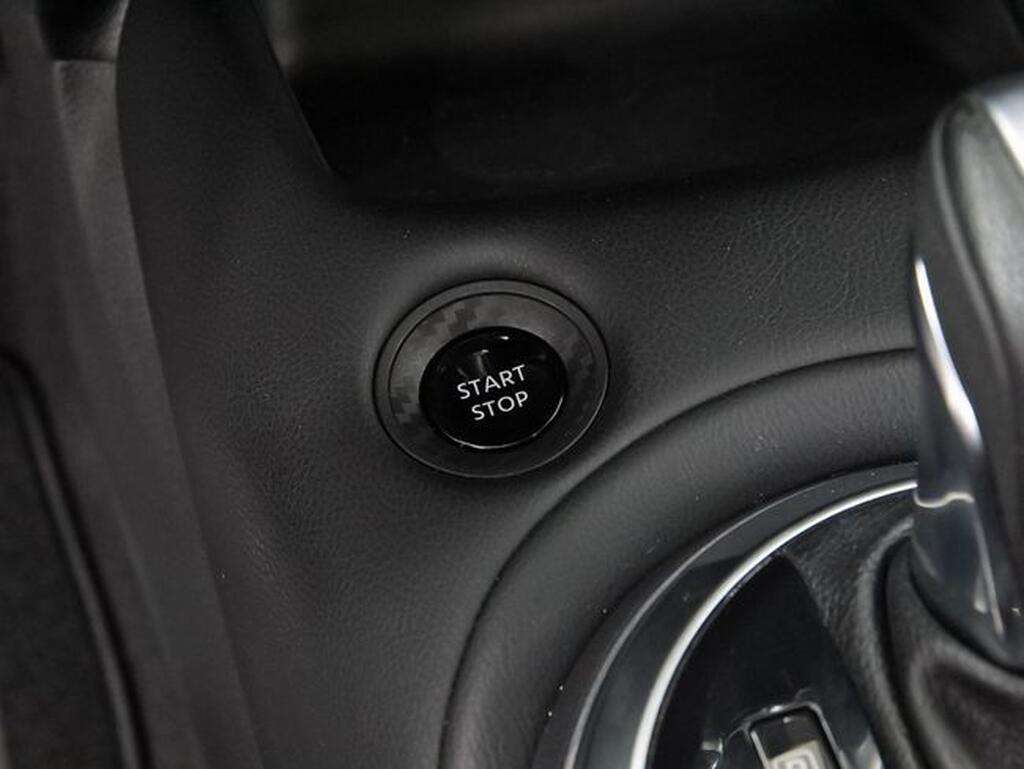 Nissan Juke JUKE MY24 HYBRID N-CONNECTA 1.6 DIG-T 105KW (143CV) E6D-FULL HY Segunda mano