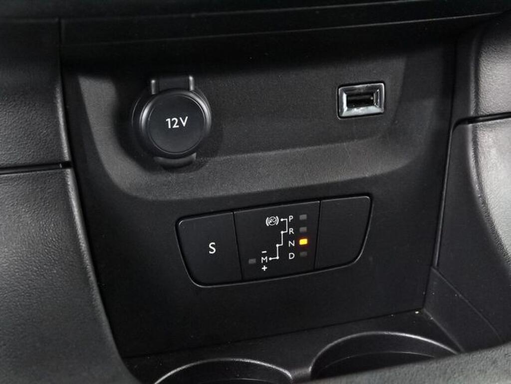 Citroën C3 C3 1.2 PURETECH 110 SHINE AUTO 5P Segunda mano