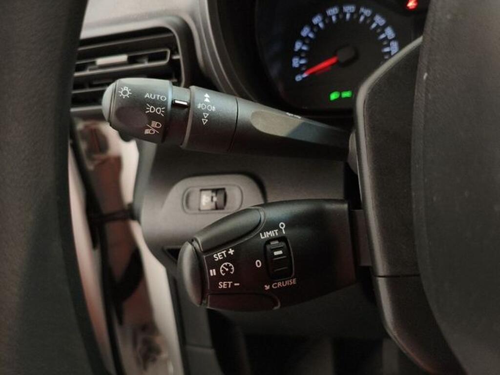 Citroën Berlingo BERLINGO FURGON 1.5 BLUEHDI 102 CV TALLA M CONTROL 3P Segunda mano