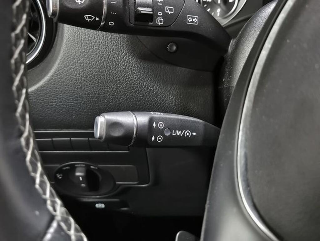 Mercedes Vito VITO 2.0CDI 136CV 114 TOURER SELECT SWB L 4P 9 PLAZAS 16