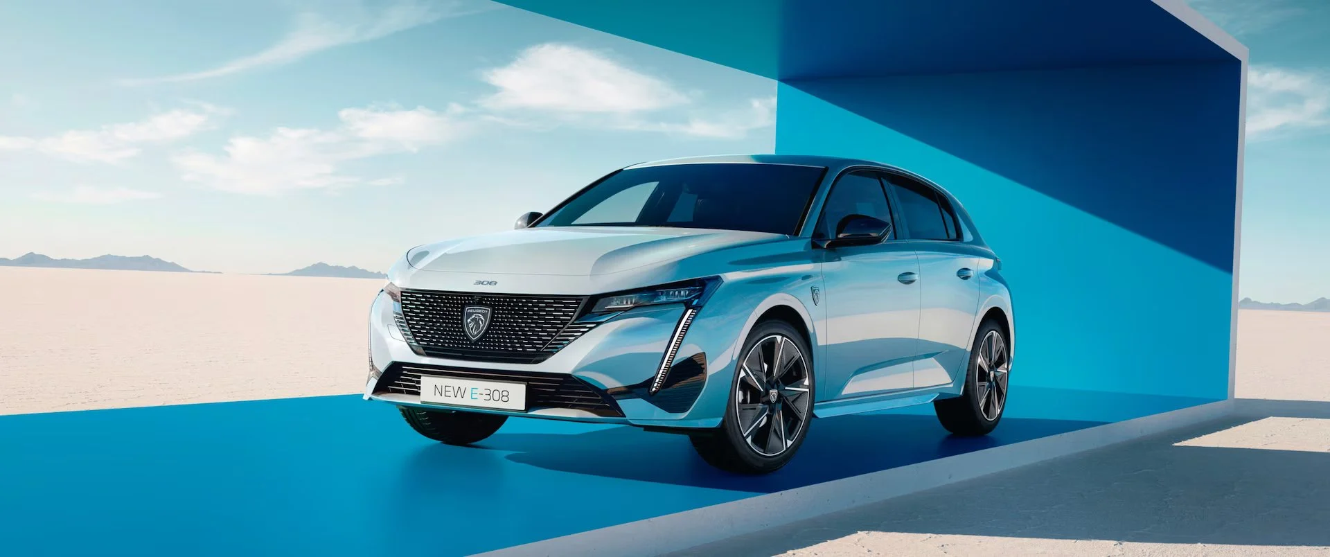 Peugeot E-308