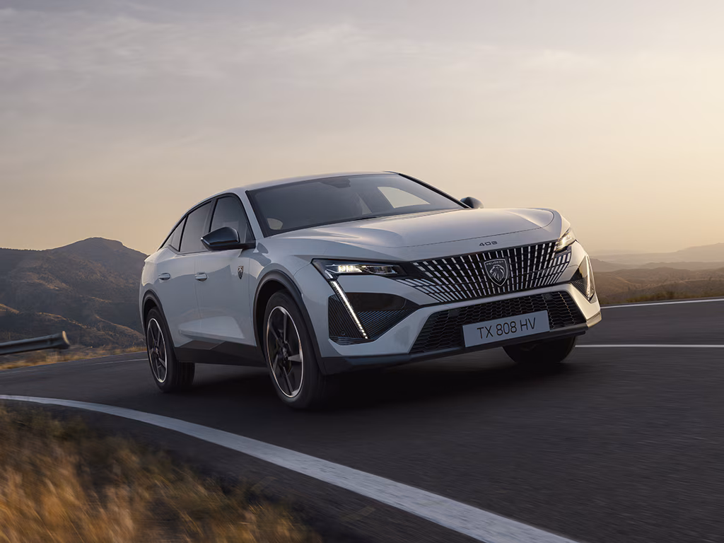 Peugeot E-408