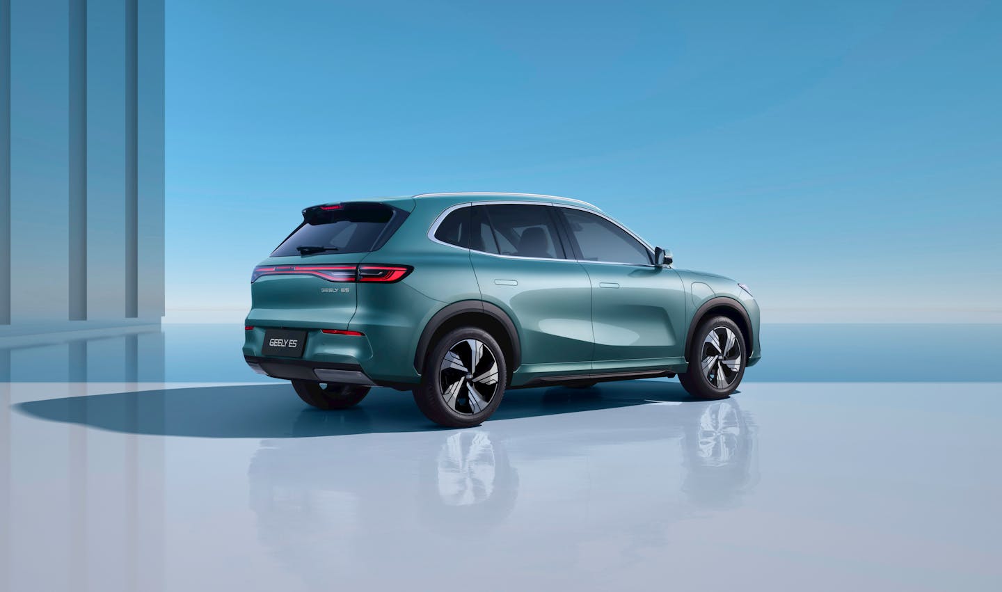 Geely E5