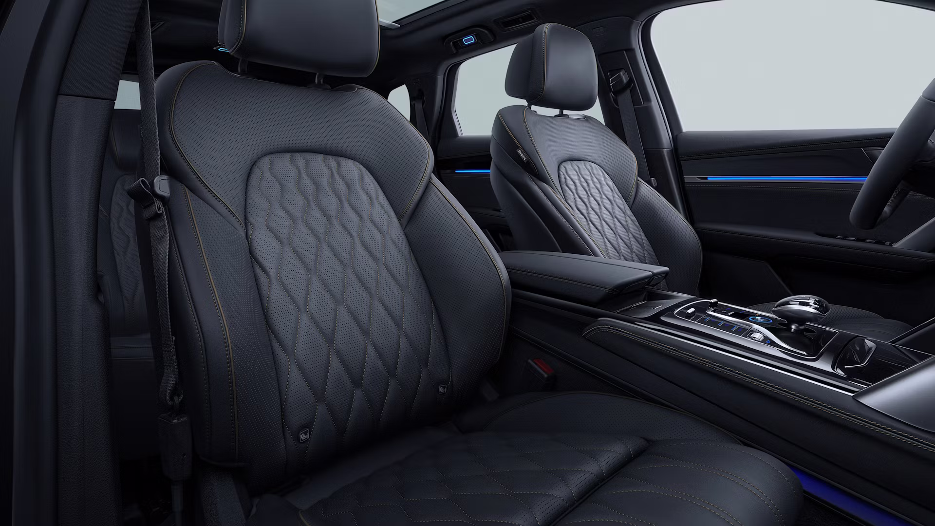 BYD Tang interior