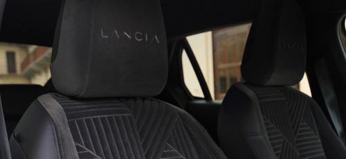 Lancia Ypsilon interior
