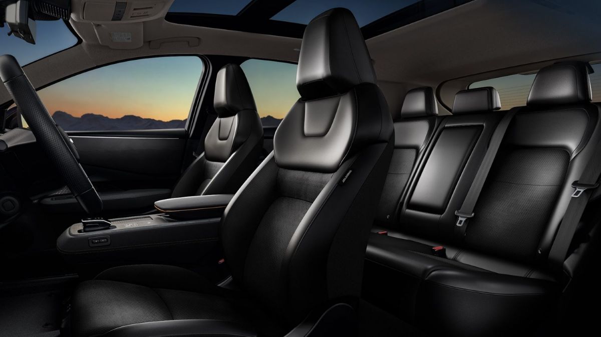 Nissan Ariya interior