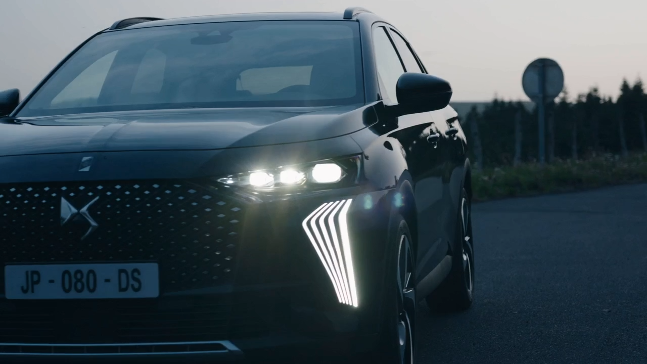 DS DS 7 exterior
