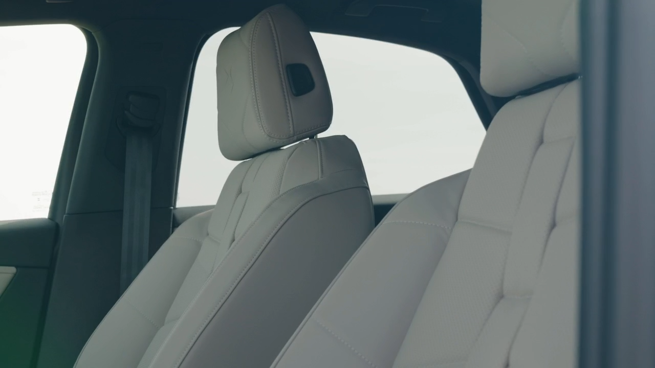 DS DS 7 interior