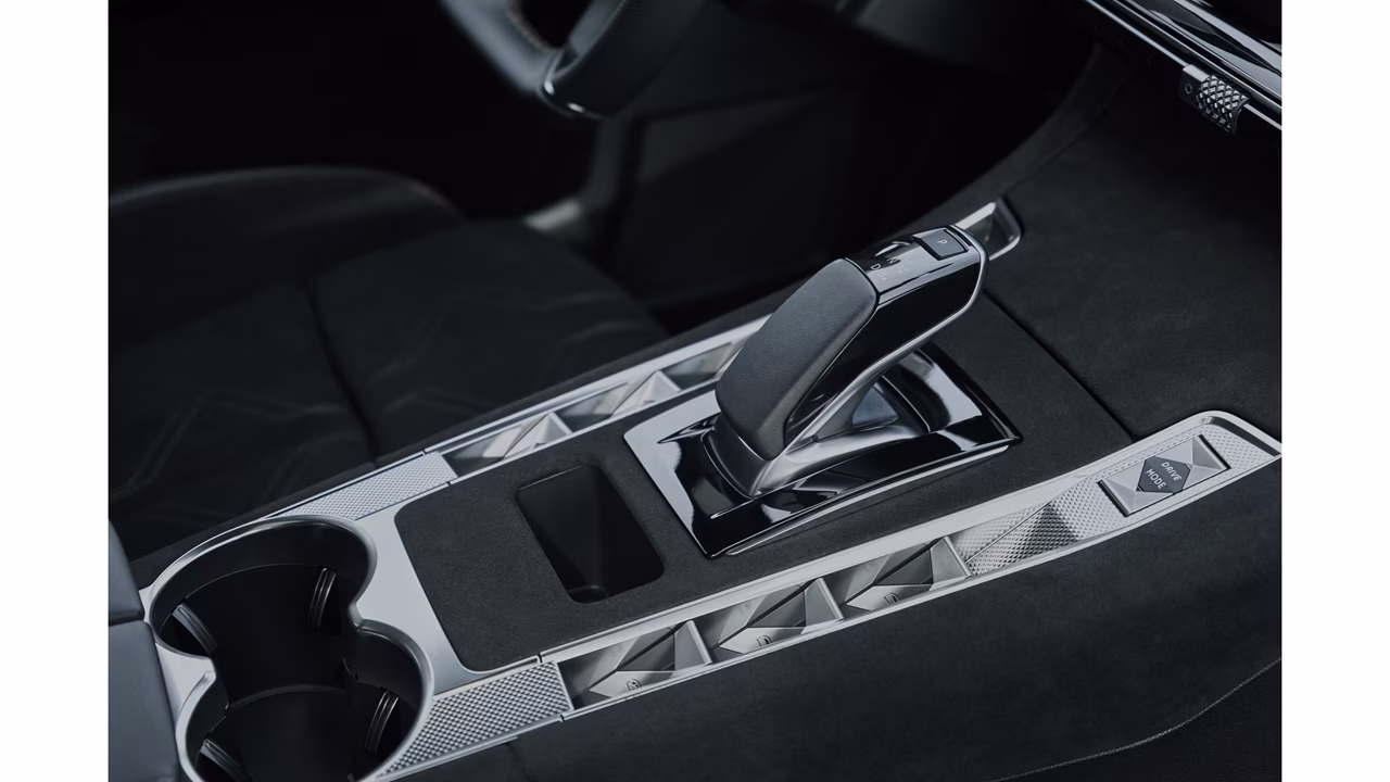 DS DS 7 interior