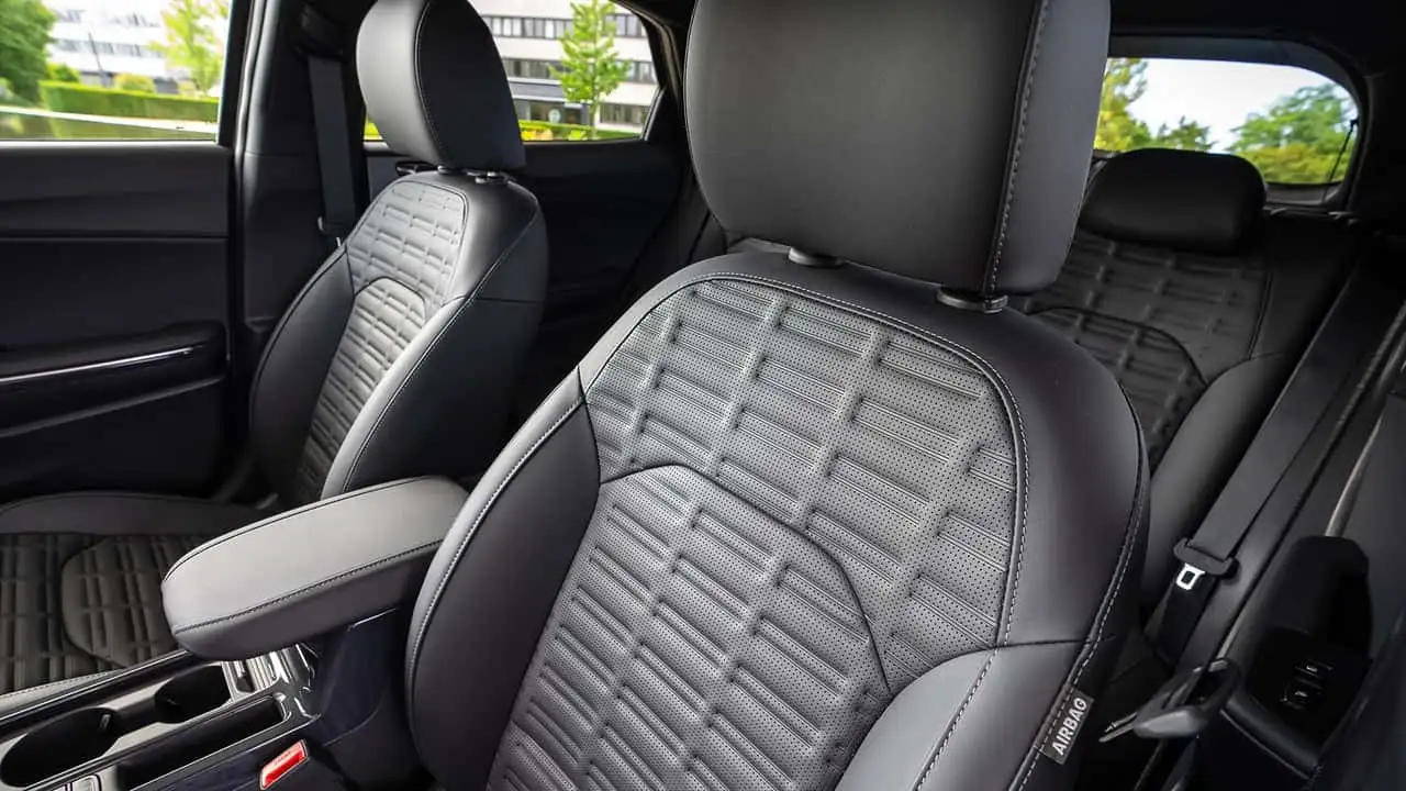 Kia XCeed interior