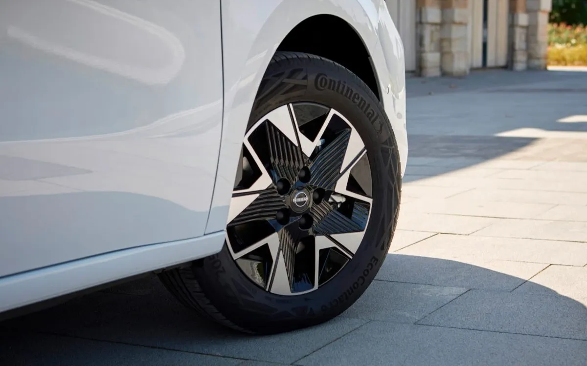 Nissan Townstar exterior