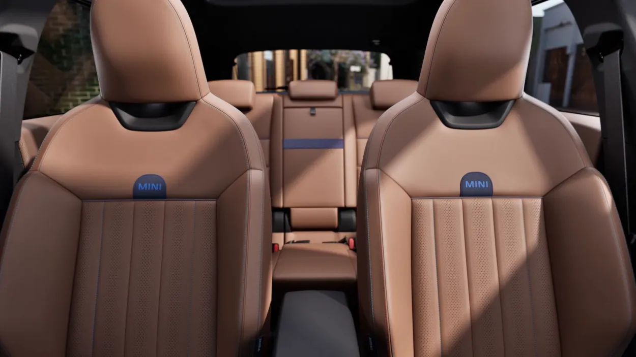 MINI Countryman interior