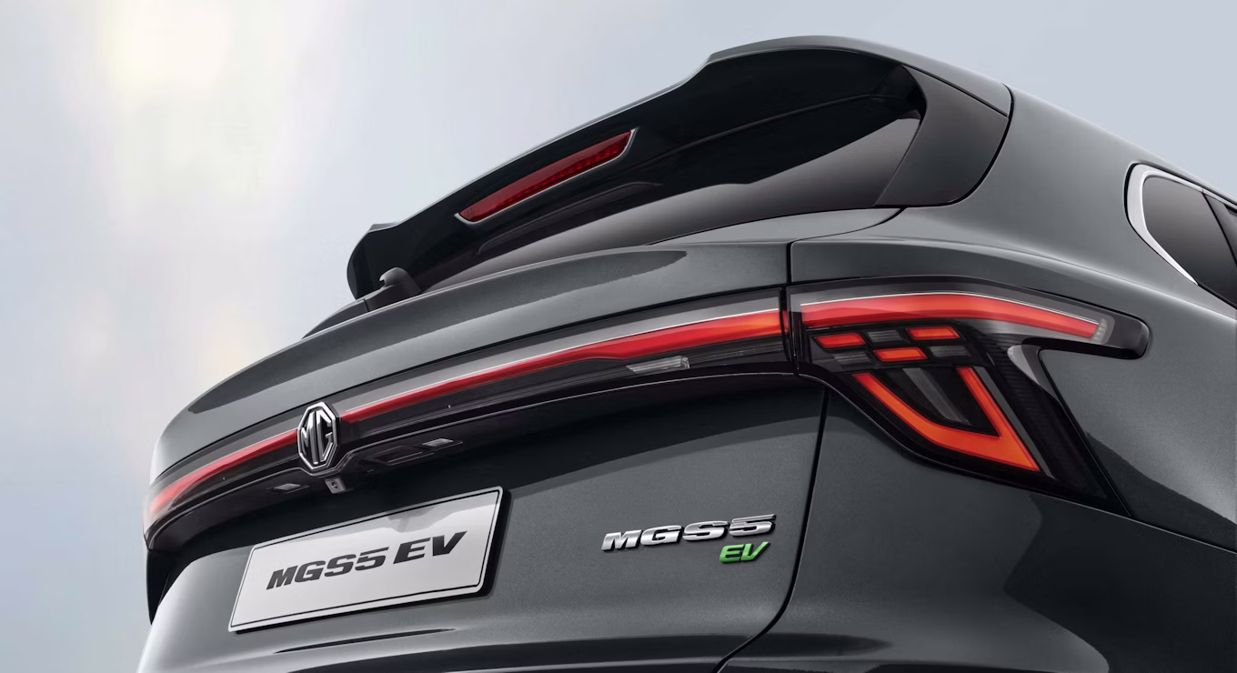 MG MGS5 EV exterior