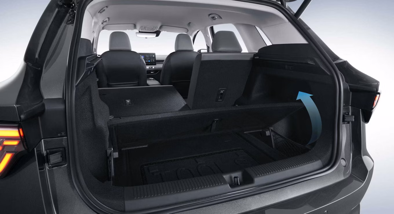 MG MGS5 EV interior