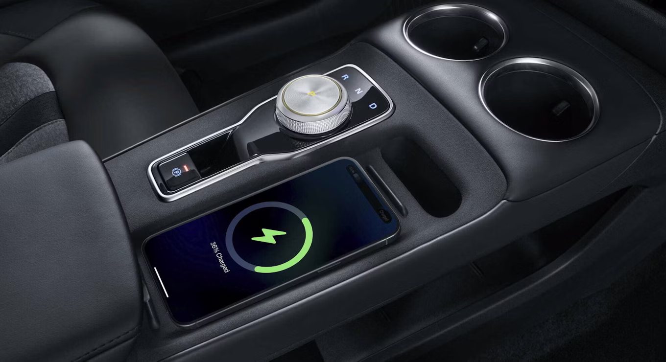 MG MGS5 EV interior