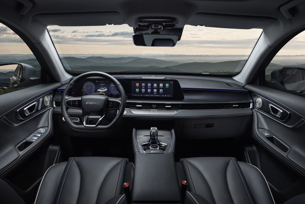 Ebro S700 interior