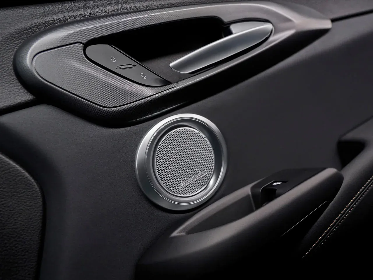 Alfa Romeo Tonale interior